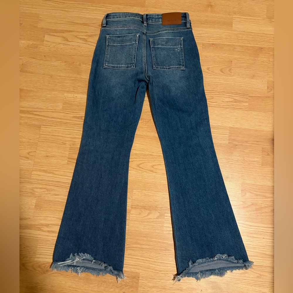 Hidden Flared Jeans With Front Pockets - image 2